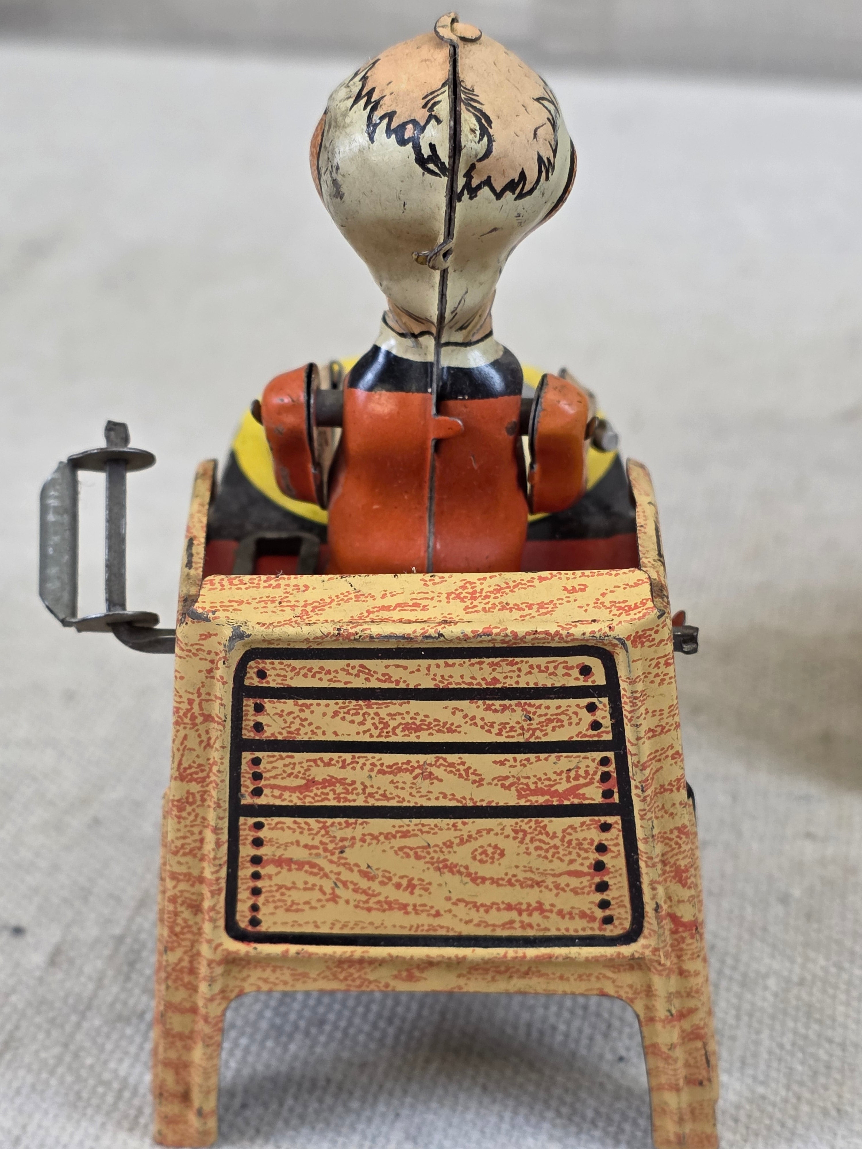 1940's L'il Abner Wind-Up Tin Litho Dogpatch Band