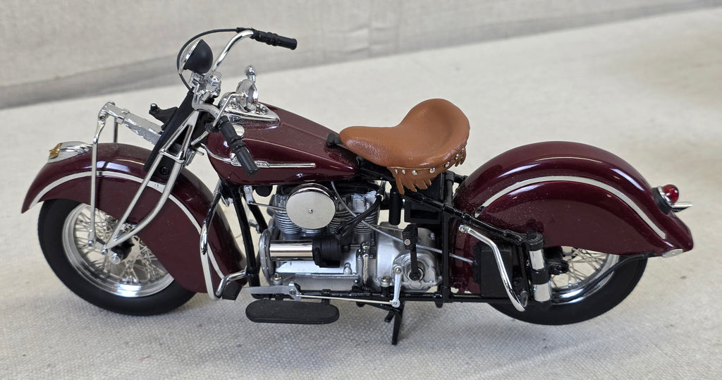 1942 Indian Model 442 Franklin Mint 1/10 Scale Motorcycle