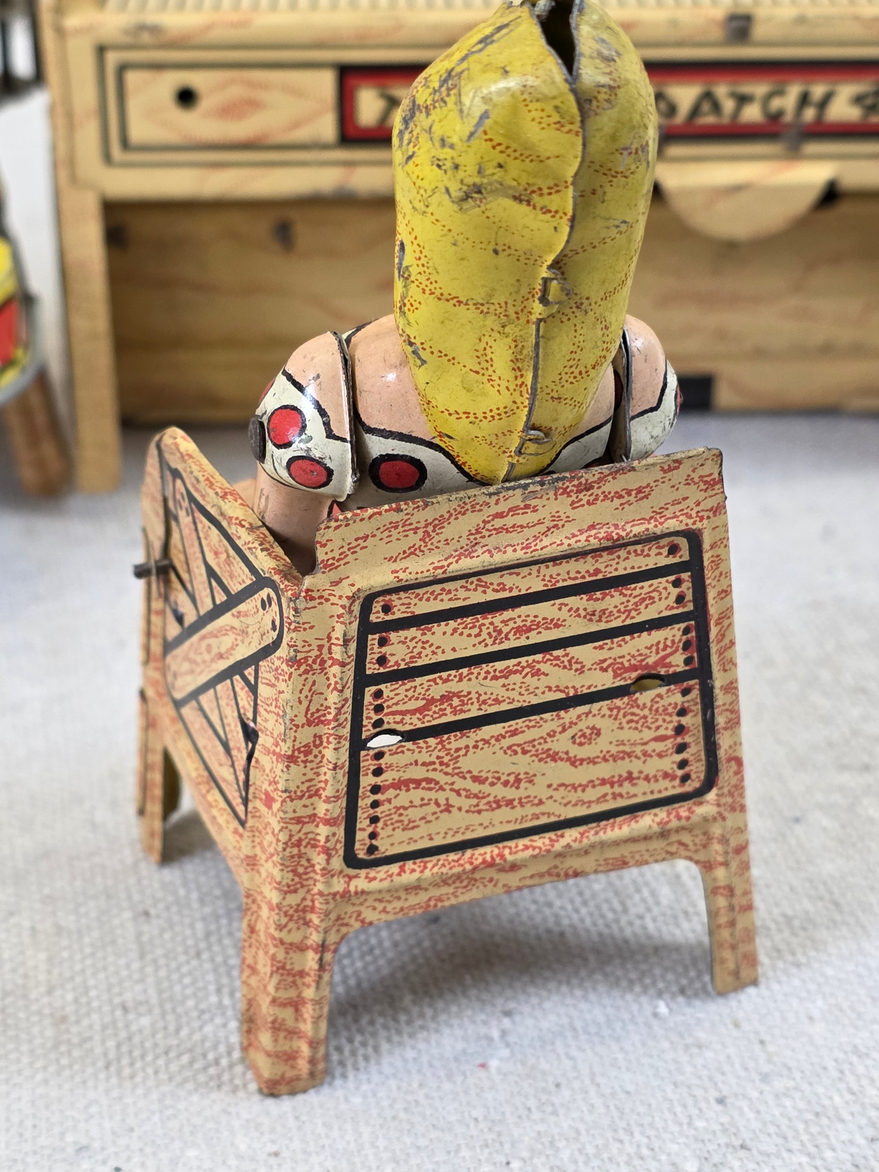 1940's L'il Abner Wind-Up Tin Litho Dogpatch Band