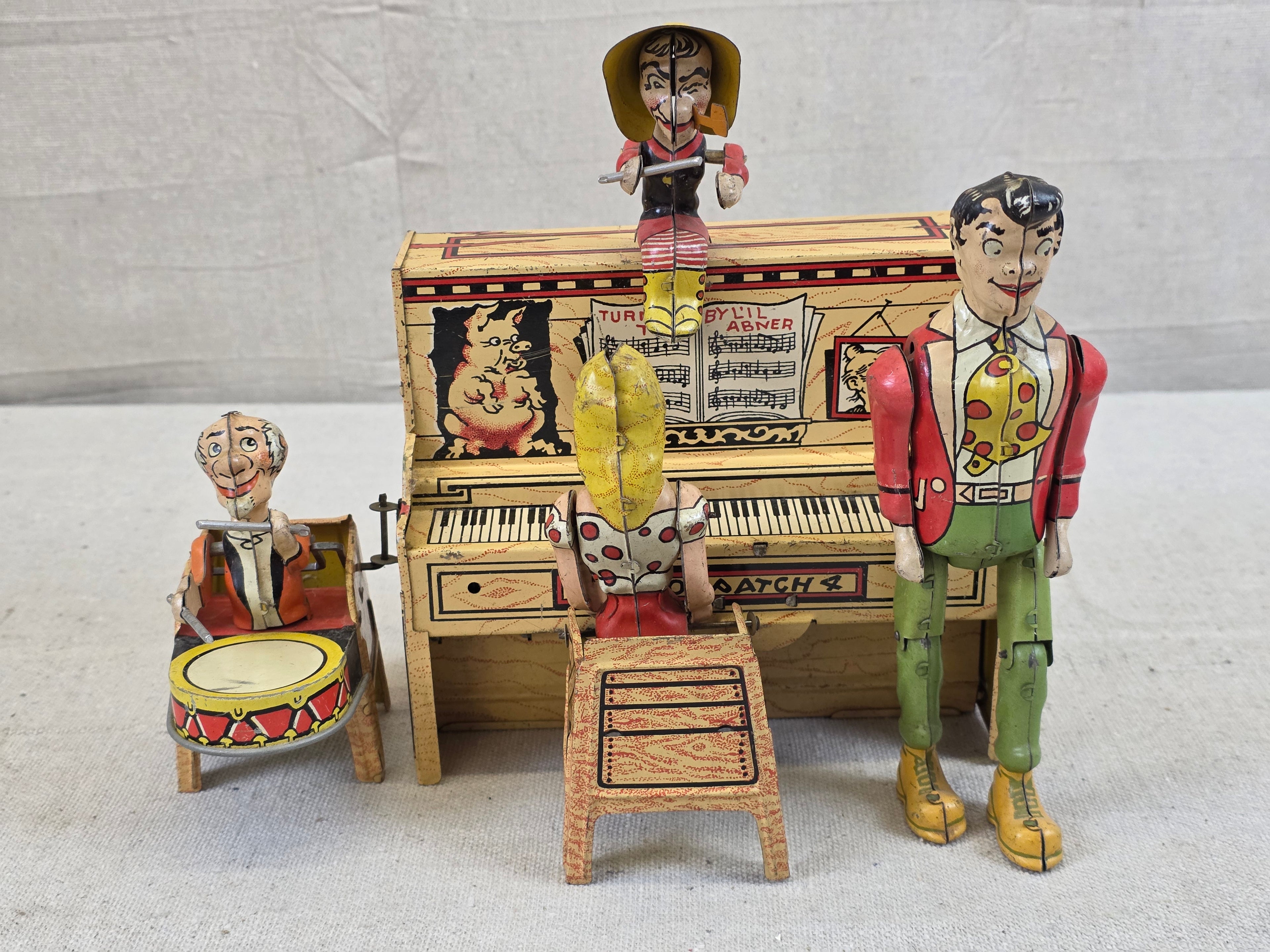 1940's L'il Abner Wind-Up Tin Litho Dogpatch Band