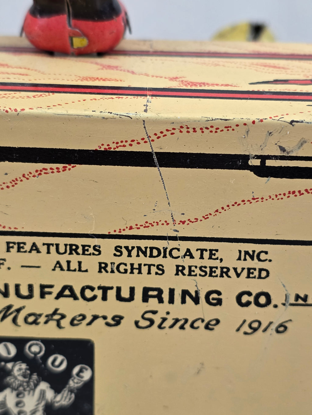 1940's L'il Abner Wind-Up Tin Litho Dogpatch Band