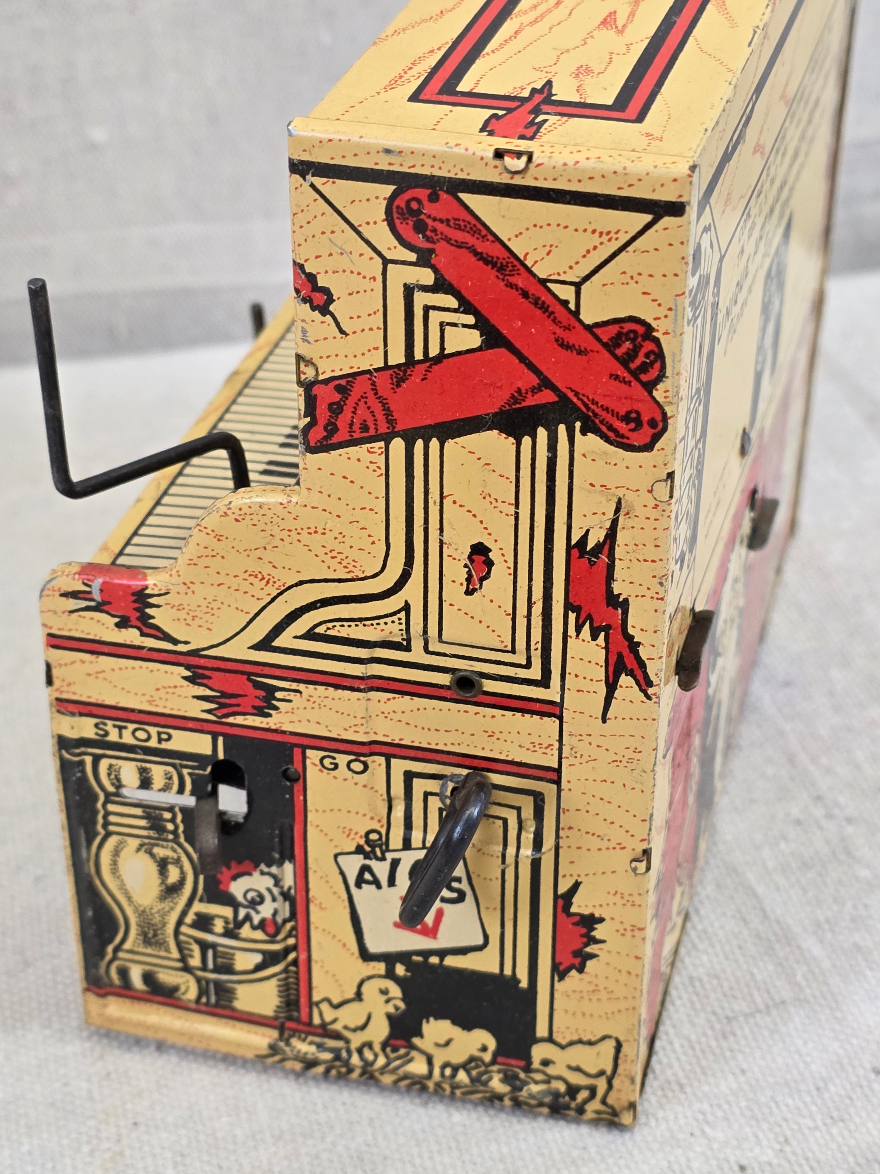 1940's L'il Abner Wind-Up Tin Litho Dogpatch Band